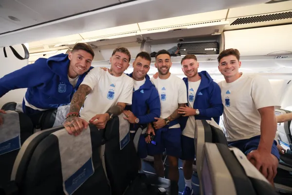 La selección argentina viajó a Barranquilla, con una baja en la delegación