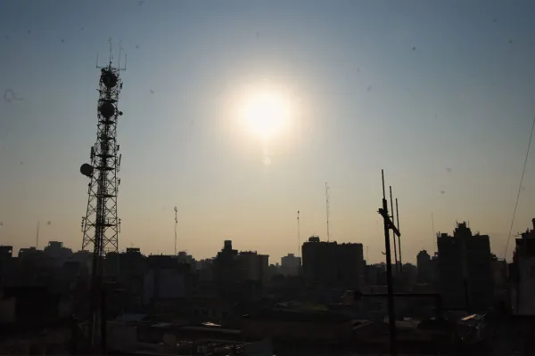 Mucho calor, humedad y lluvias esporádicas pero intensas: lo que se viene para el verano tucumano