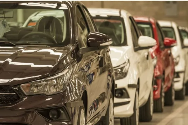 Uno por uno, los autos 0km que bajaron de precio en septiembre