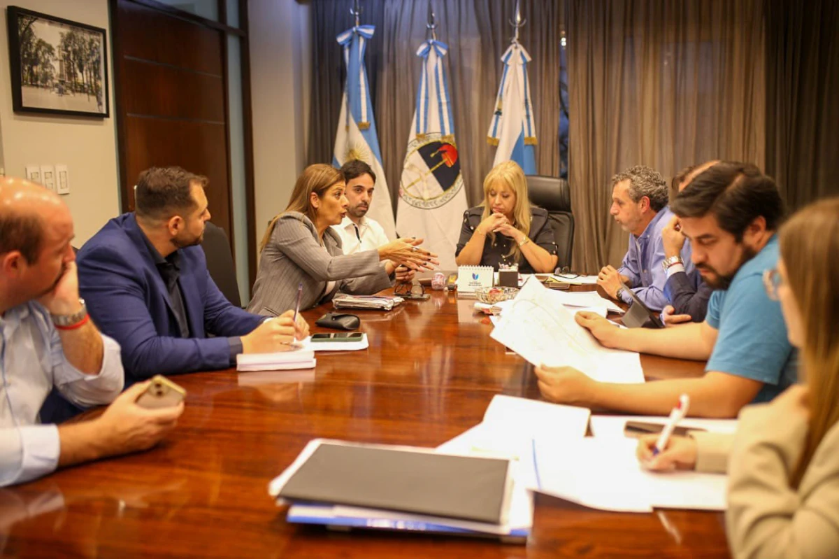 Chahla se reunió con empresarios del transporte: apuntan a mejorar el servicio