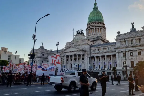 Marcha al Congreso: el Gobierno activó un operativo de seguridad especial