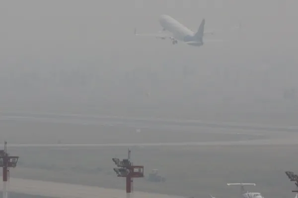 Incendios forestales en Bolivia: aviones bombardean nubes para provocar lluvias