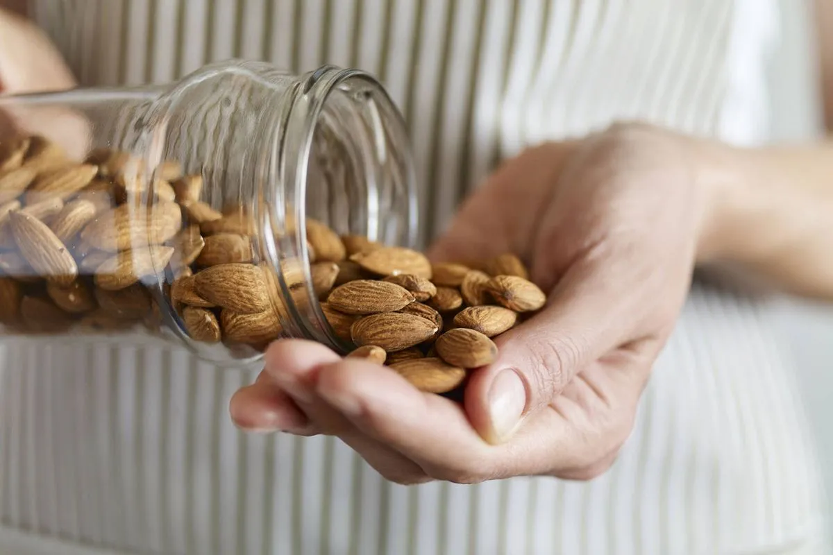 Los momentos en que es mejor no comer almendras.