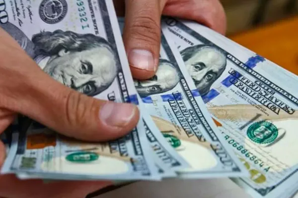 ¿Cuándo se levantará el cepo al dólar? Los pronósticos del Gobierno después de anunciar el Presupuesto 2025