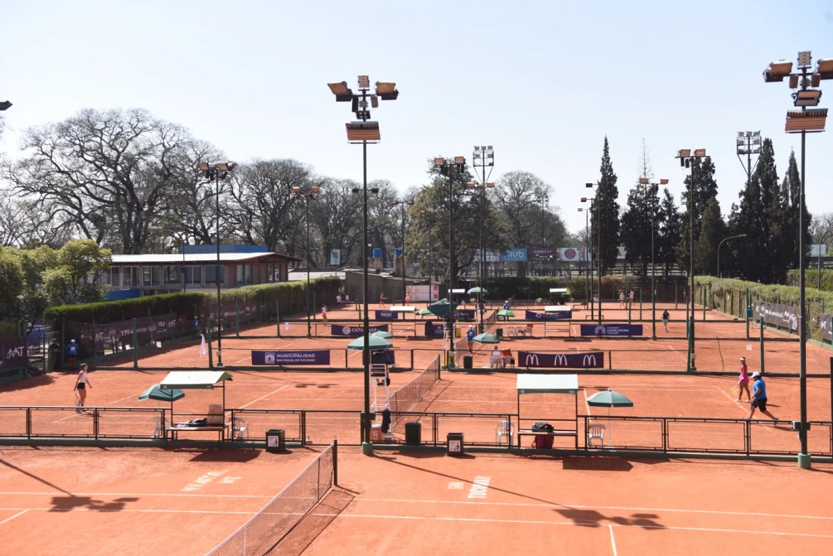 Resultados adversos para las tenistas argentinas en el arranque del W50 de Lawn Tennis