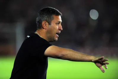 Todavía tenemos seis partidos más; ojalá que nos toque jugar una final, dijo Diego Flores