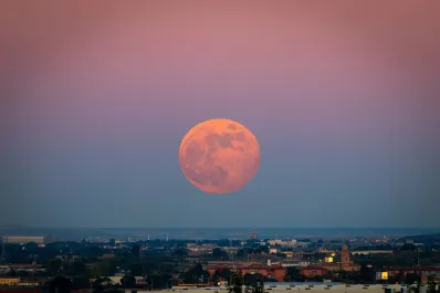 Eclipse de Superluna: ¿qué efectos y curiosidades nos traerá el evento de esta noche?