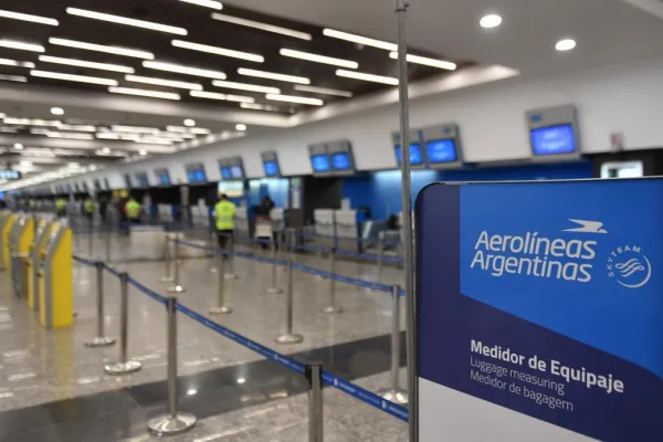 Comenzó un nuevo paro de gremios aeronáuticos que puede afectar los vuelos durante la mañana