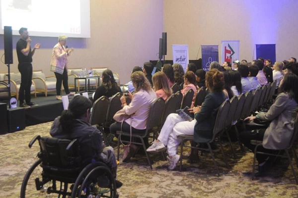 Claves para generar ámbitos de trabajo colaborativos e inclusivos