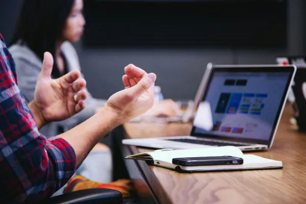 ¿Cuáles son los mejores salarios en el mercado laboral argentino? Un nuevo informe lo revela