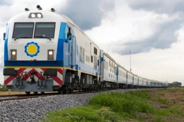 El tren Retiro-Tucumán se quedó sin frenos con más de 500 pasajeros