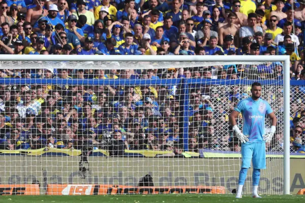 El tenso cruce de Romero con un plateísta y el desastre del superclásico