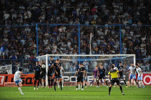 Belgrano se aprovechó de un Atlético Tucumán deslucido y cortó una racha de ocho partidos sin perder