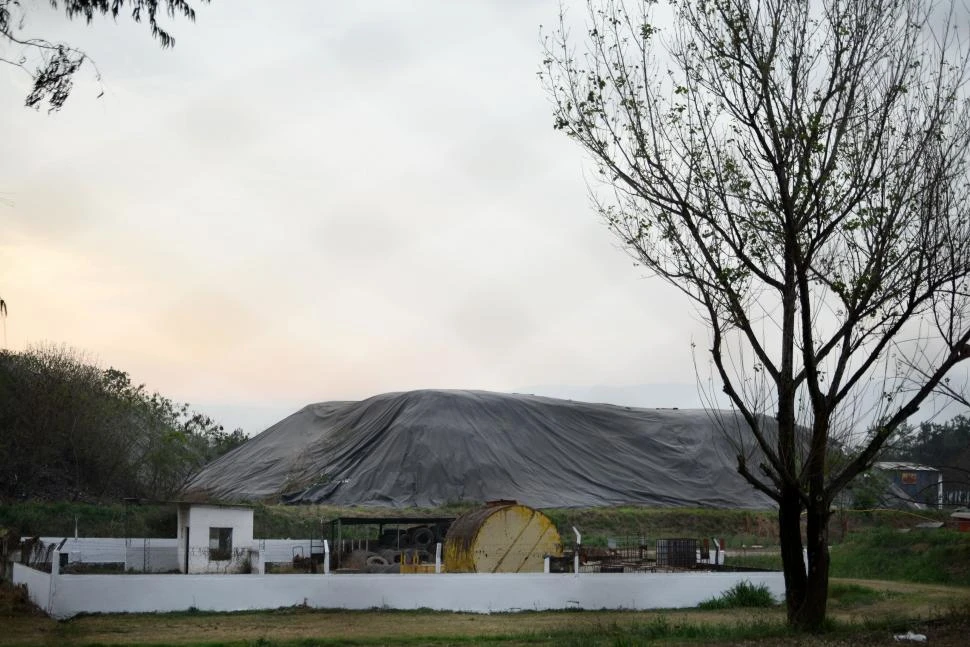 CERRADO POR LA JUSTICIA. En Pacará Pintado se realizó la disposición final de los residuos del Gran San Miguel de Tucumán hasta fines de 2010. la gaceta / foto de diego araoz