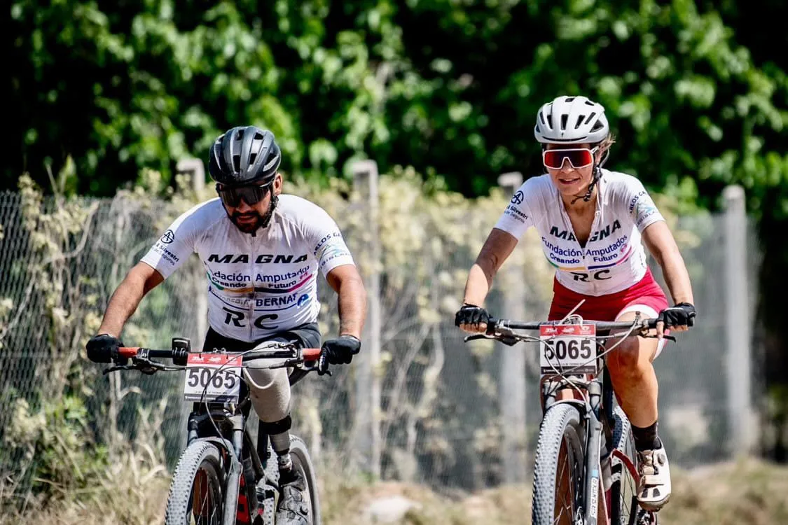 Con la pierna izquierda amputada completó los 45 kilómetros en la carrera de mountain bike “La Batalla de Tucumán”