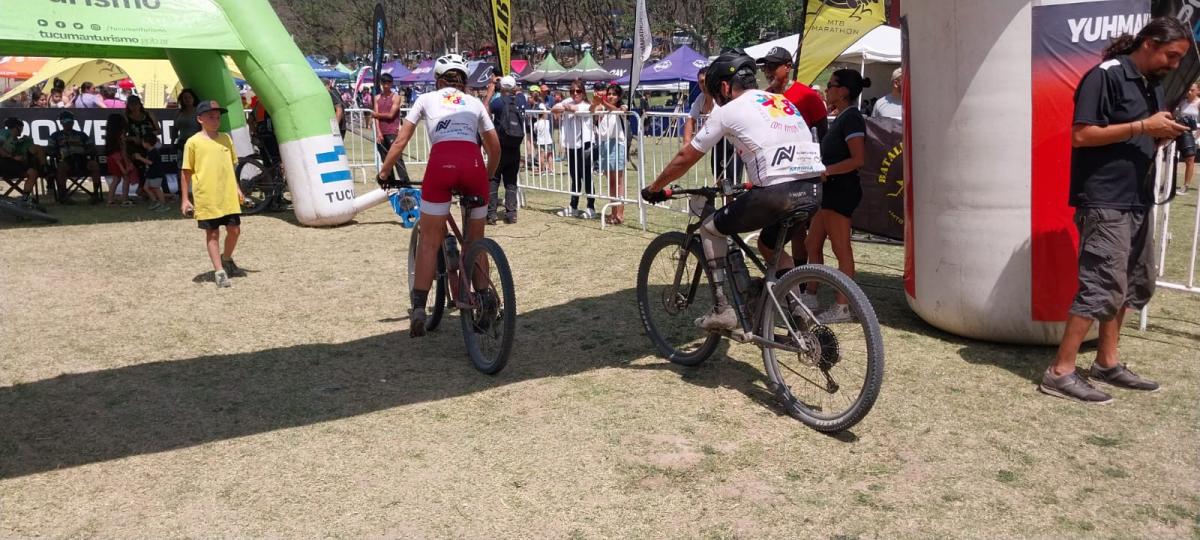 Con la pierna izquierda amputada completó los 45 kilómetros en la carrera de mountain bike “La Batalla de Tucumán”