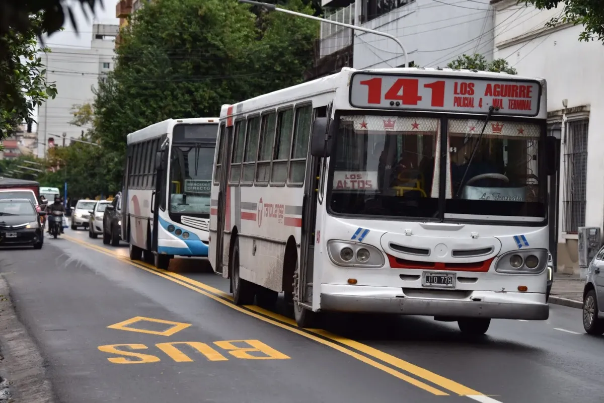 Crisis del transporte: los usuarios del interior también afrontan una suba del 25% en el boleto