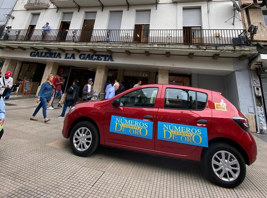 SE VIENE EL OKM. El 23 de octubre se sorteará un auto en LA GACETA. La foto es de la edición pasada, ahora no será el mismo.