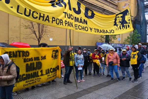 Castells y los militantes del MIJD, contra los ajustes en los servicios: La gente no aguanta