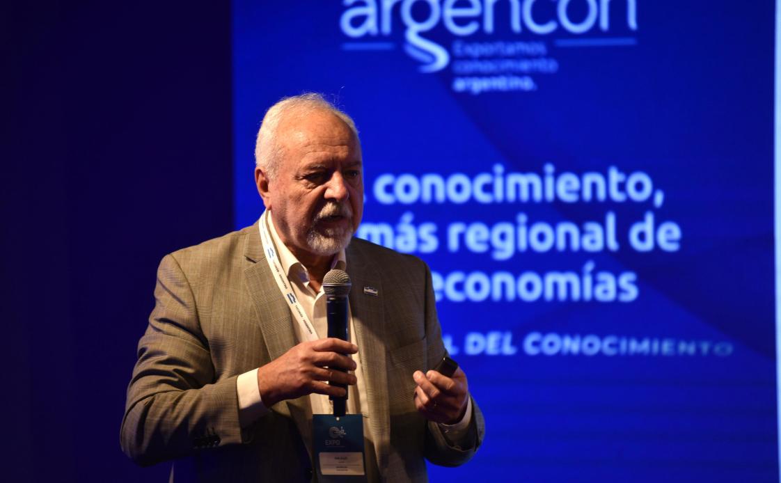 EXPOCON. Luis Galeazzi, durante su exposición. LA GACETA / FOTO DE INÉS QUINTEROS ORIO