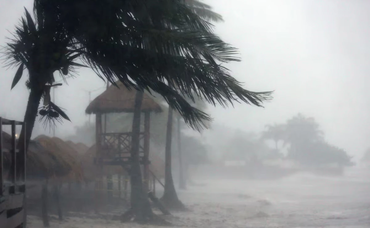 El huracán Helene golpea Florida en categoría 4 con vientos de 200 km/h y deja tres muertos