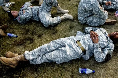 Cómo quedarse dormido en tan solo 10 segundos con un impensado método militar