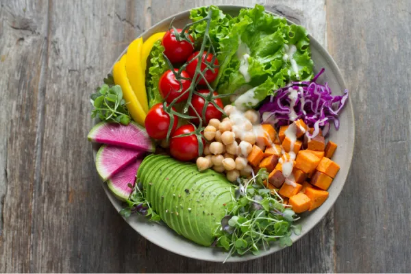 Desayuno, almuerzo, merienda y cena: menú semanal fresco y saludable para los días de calor