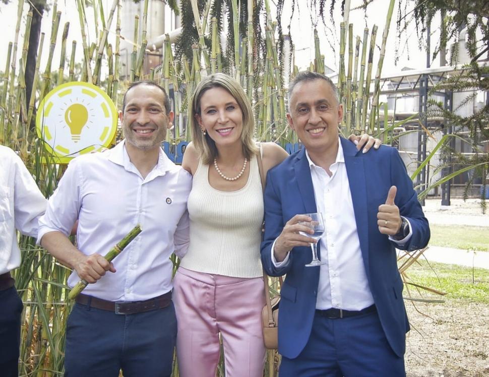 ALEGRES. Ignacio Velárdez, Catalina Rocchia Ferro y Juan José Macció.