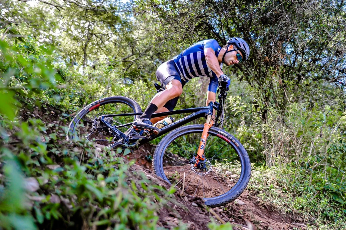 AVANZA CON TODO. Pelegrina irá por el título en la categoría principal del torneo.