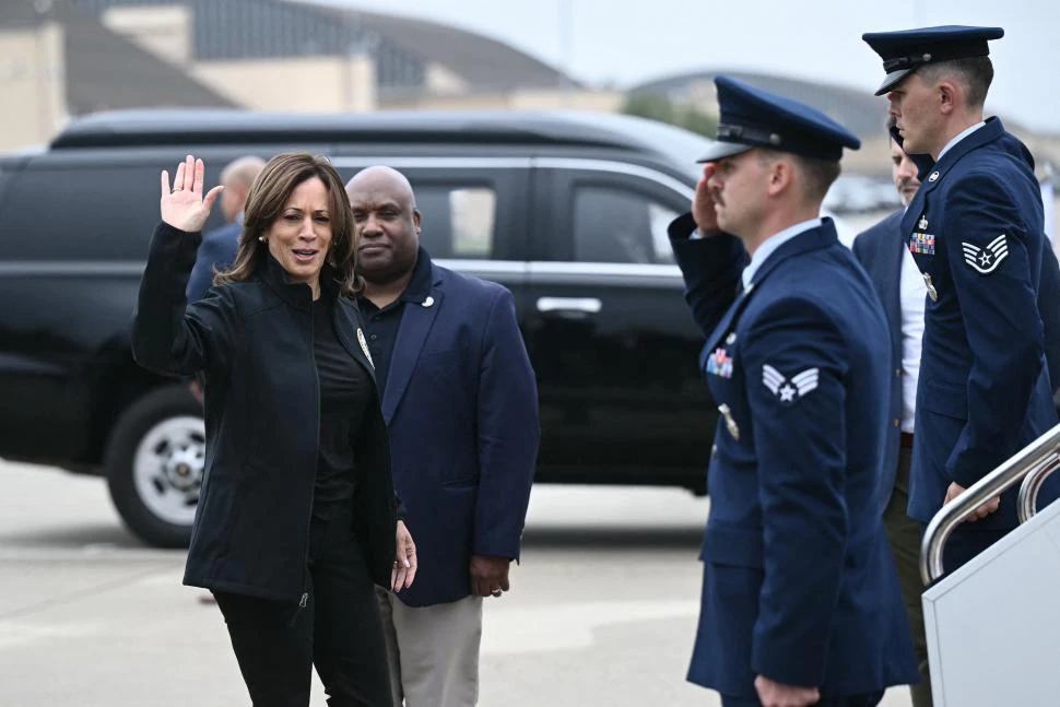 OPINIÓN. Según Trump, Harris es “débil en un mundo en llamas”.