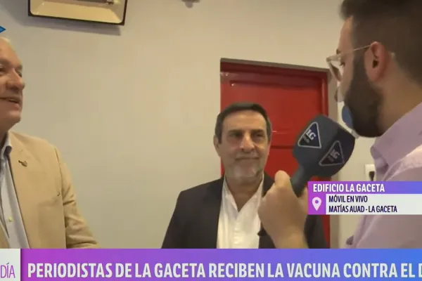 Periodistas de LA GACETA recibieron la vacuna contra el dengue: Medina Ruiz destacó la importancia de la inmunización