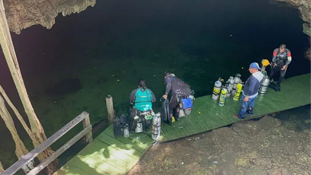 México: encontraron muerto al buzo argentino que había desaparecido en un pozo de agua profundo