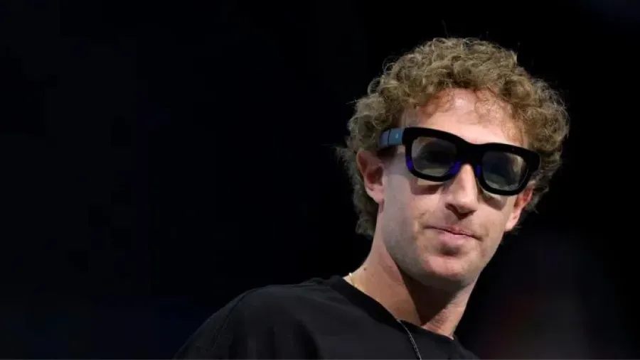 VISIÓN FUTURISTA. Zuckerberg pretende que, en 10 años, todo el mundo use los lentes Orion. / INSTAGRAM @META.