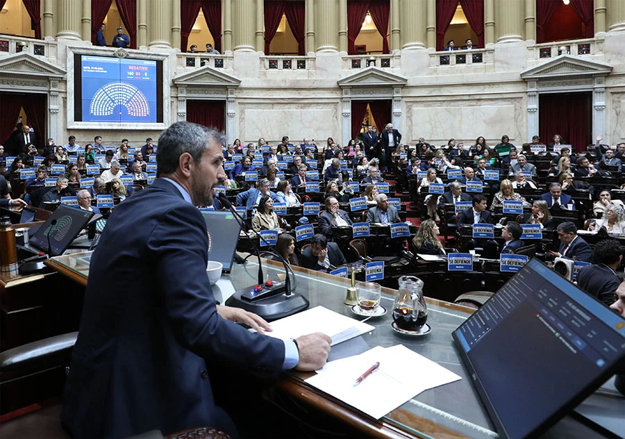 ALIANZA. Con respaldo del PRO, algunos dirigentes de la UCR y otros bloques aliados, el oficialismo blindó el veto sobre financiamiento universitario. 