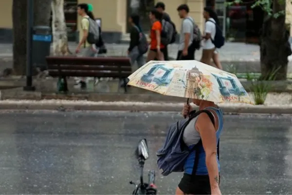 Alerta por tormentas en dos provincias: ¿dónde podría llover durante el fin de semana largo?