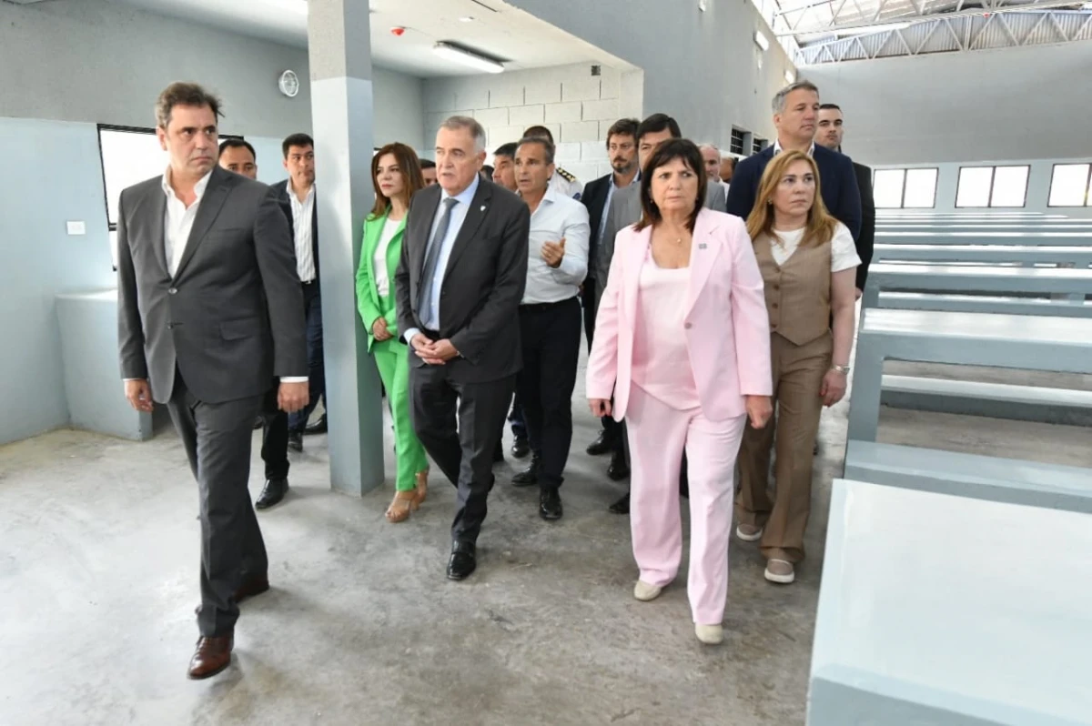 Jaldo y Bullrich recorrieron los avances de la nueva penitenciaría en Benjamín Paz