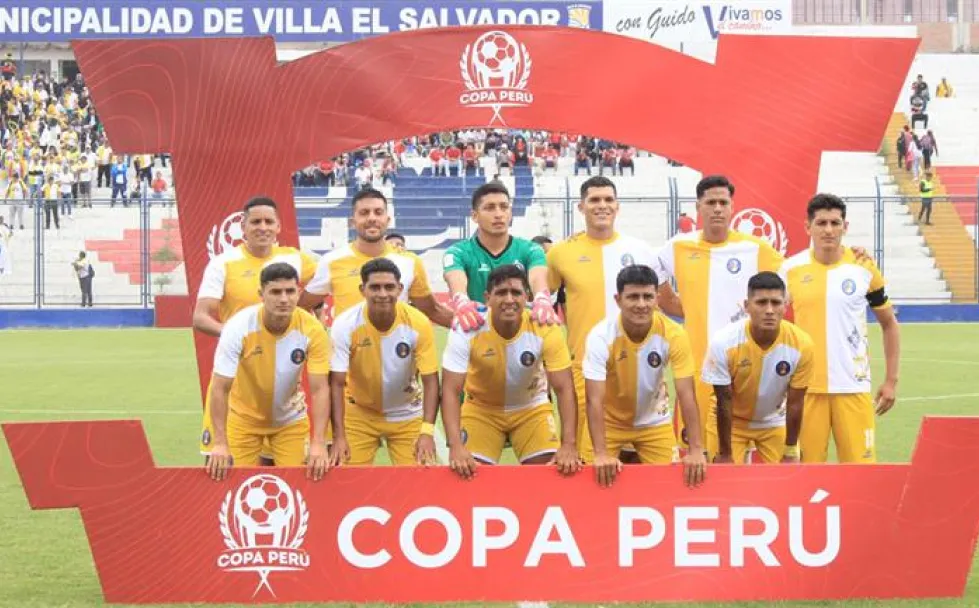 La increíble historia del equipo en Perú que lleva el nombre del Papa Juan Pablo II y ascendió a primera división