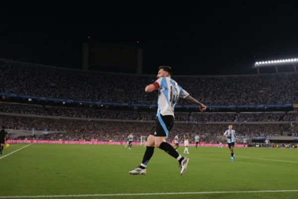 Messi, más vigente que nunca: triplete y doble asistencia para configurar el 6-0 de Argentina sobre Bolivia