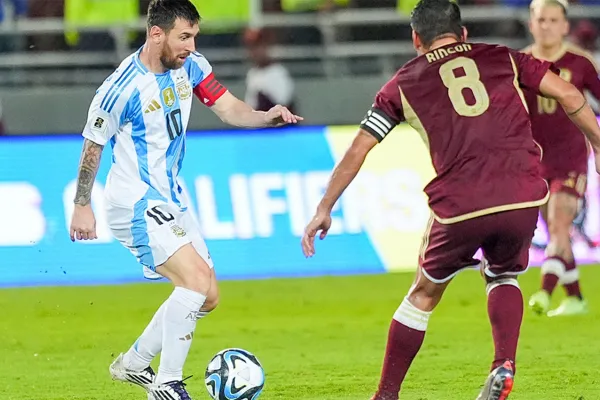 Argentina-Bolivia y Brasil-Perú por Eliminatorias: hora y TV de lo más destacado de la agenda