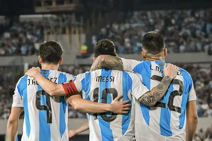 Con Messi, Julián y Lautaro como figuras; así fue el 1x1 de Argentina en la goleada sobre Bolivia