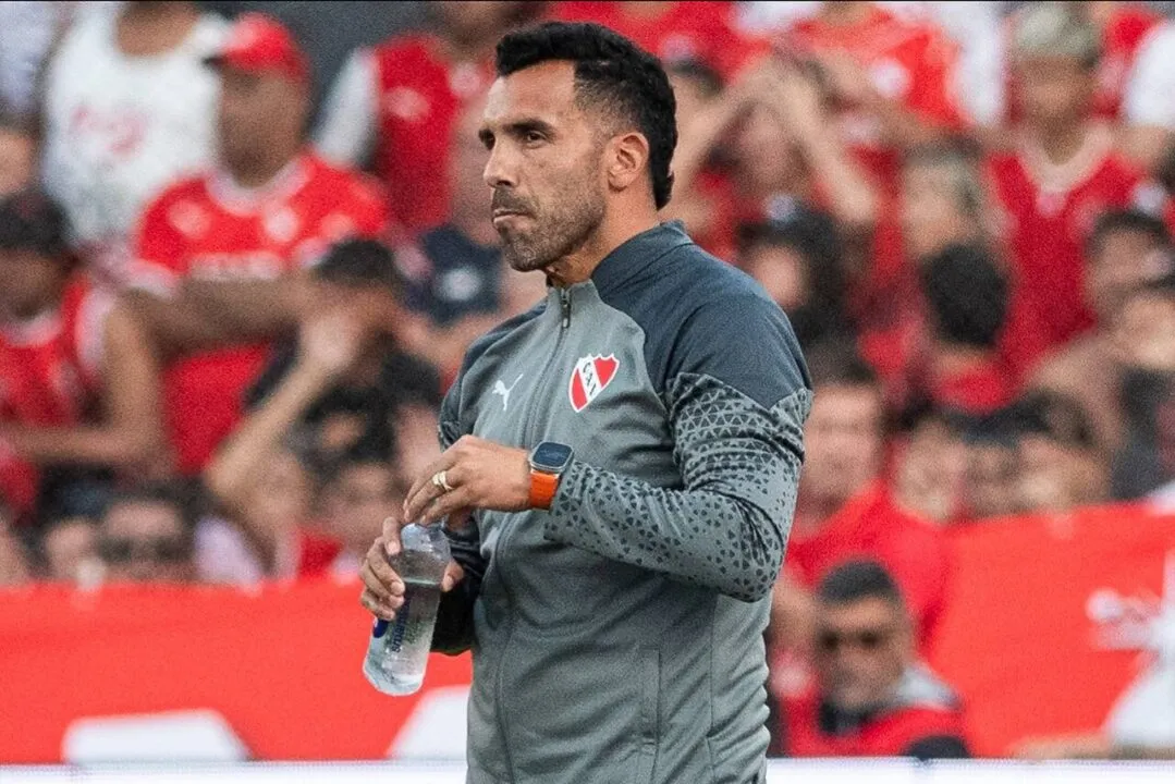 Tevez explotó contra la dirigencia de Independiente: “Seguimos peleando”