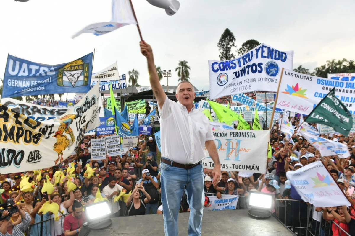 ACTO PERONISTA. Jaldo brindó un discurso para miles de militantes en Bella Vista. / Foto de Comunicación Pública