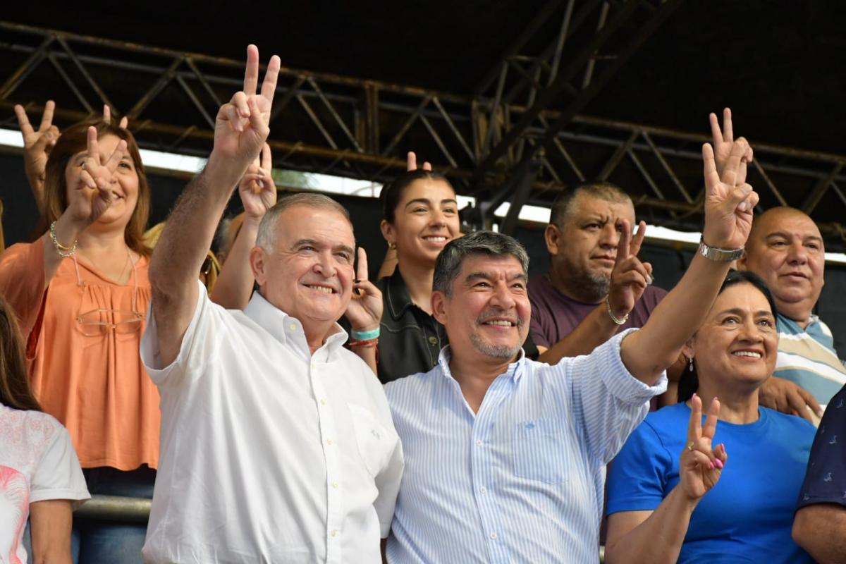 EN BELLA VISTA. Jaldo y Acevedo, en el acto por el Día de la Lealtad Peronista. Foto de PJ