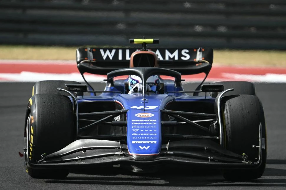 COMPLICADO. El Williams de Franco Colapinto no tuvo un buen rendimiento, ni en el Sprint ni en la clasificación. Tampoco lo tuvo el que manejó Alex Albon. afp