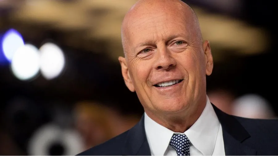 Bruce Willis fue diagnosticado don demencia frontemporal en 2023