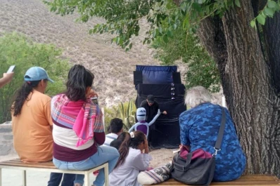 Encuentro nacional de titiriteros: “En el valle de la alegría” convoca a ocho elencos teatrales en Amaicha