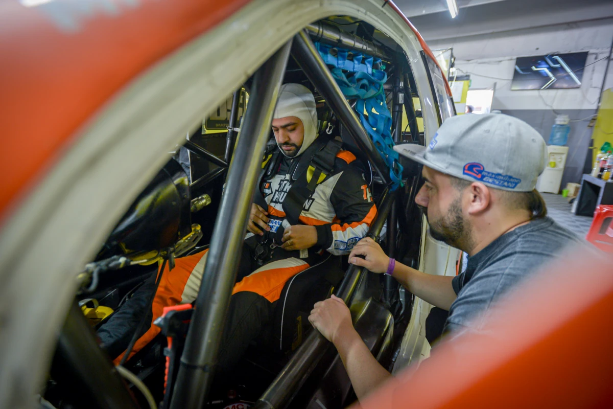 Es piloto tucumano, viaja a Brasil para apoyar a Colapinto y vivir la adrenalina del Gran Premio de Interlagos