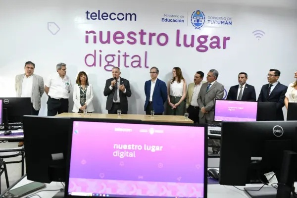 Gracias a una donación de Telecom, Tucumán inauguró la primera aula digital del país