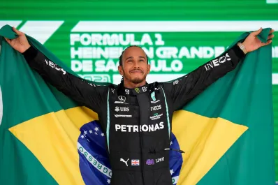 Lewis Hamilton rendirá homenaje a Ayrton Senna en el Gran Premio de Brasil de la Fórmula 1: ¿qué icónico auto usará?