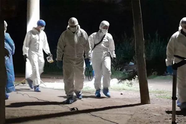 Un hombre fue asesinado con un arma blanca y buscan al sospechoso